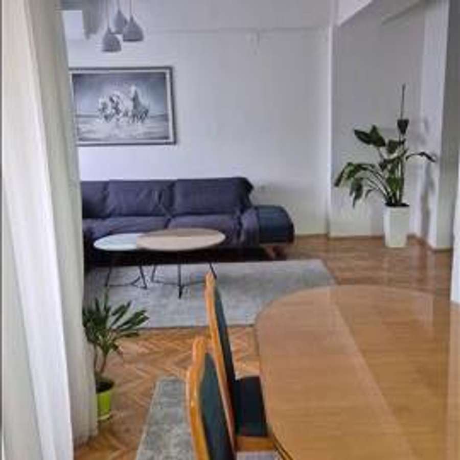 Модерен трособен стан во Аеродром - 1