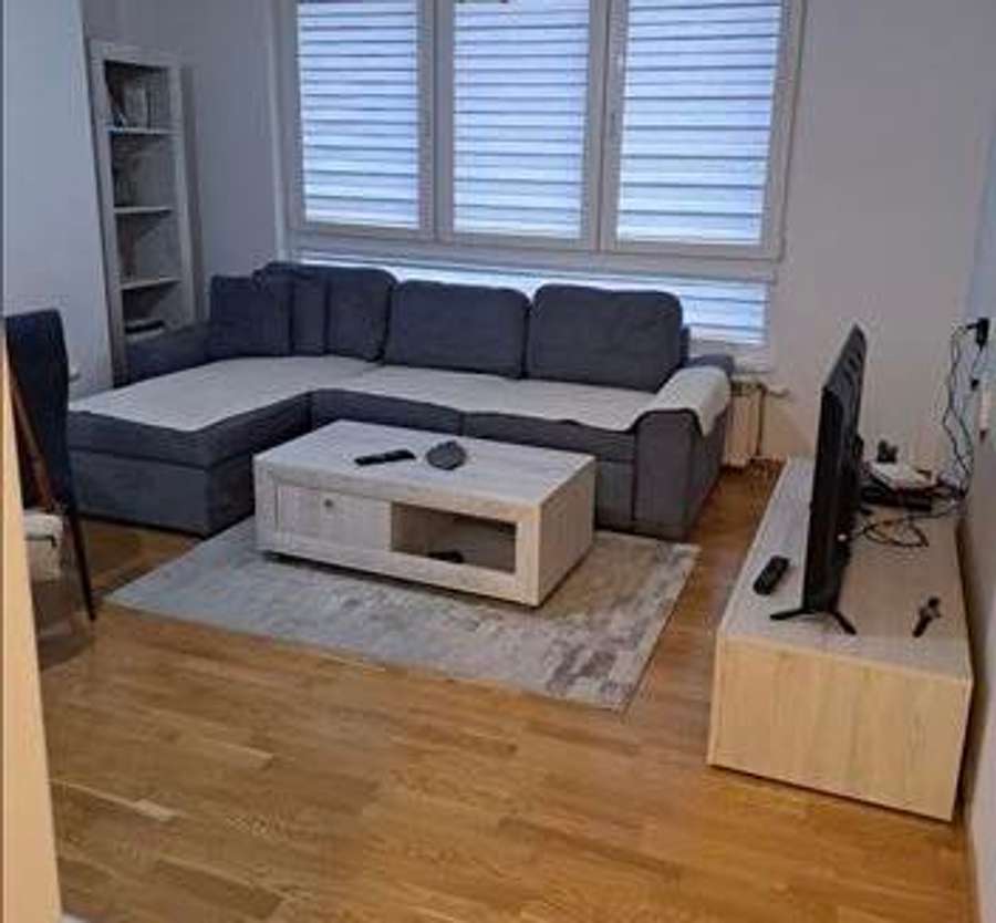 Стан во Аеродром - 1