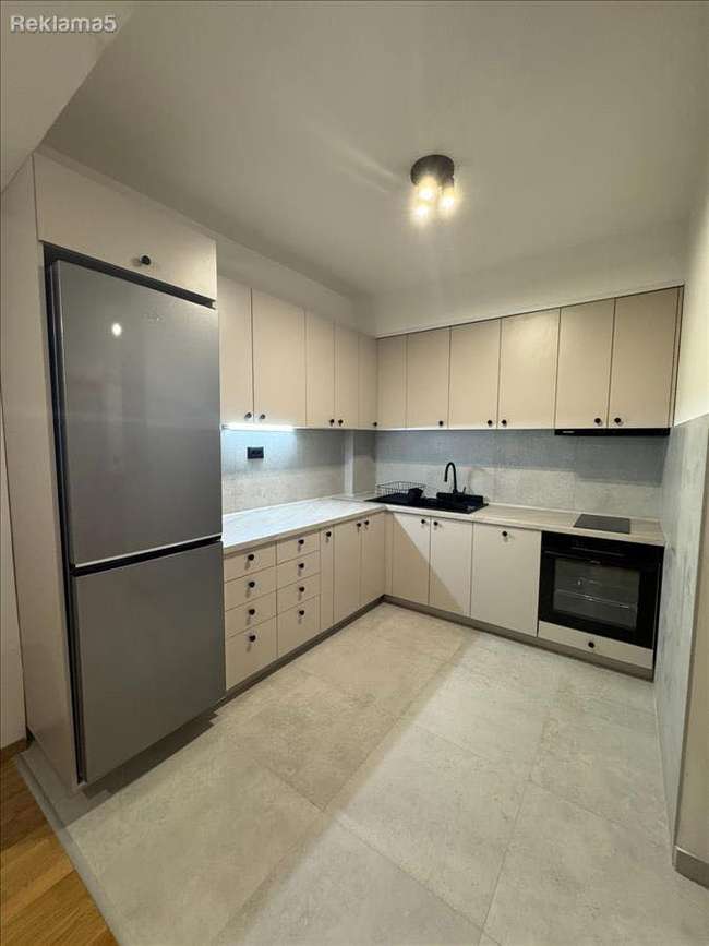 Нов невселуван стан во Центар до Веро Џамбо - 3