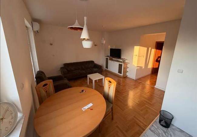 Стан во Хром - slika 2