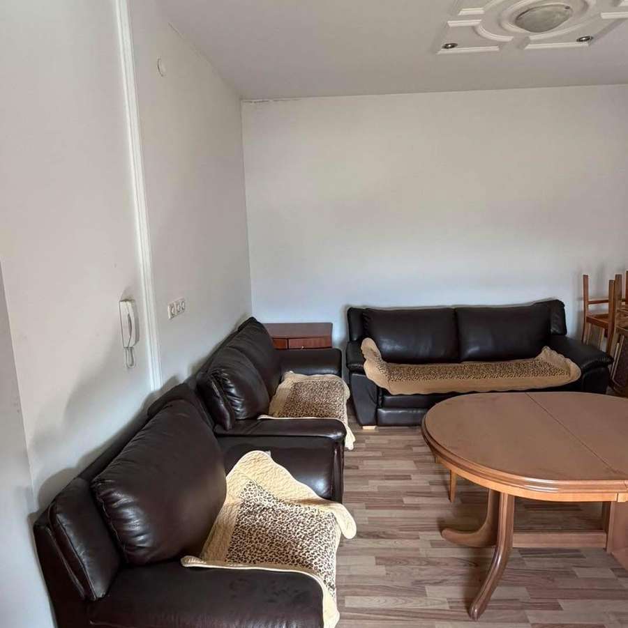 Самостојна куќа во Визбегово - 1