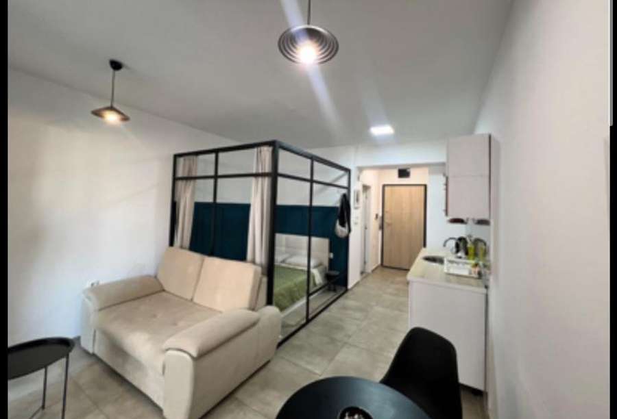 Наместена гарсоњера во Аеродром - 1