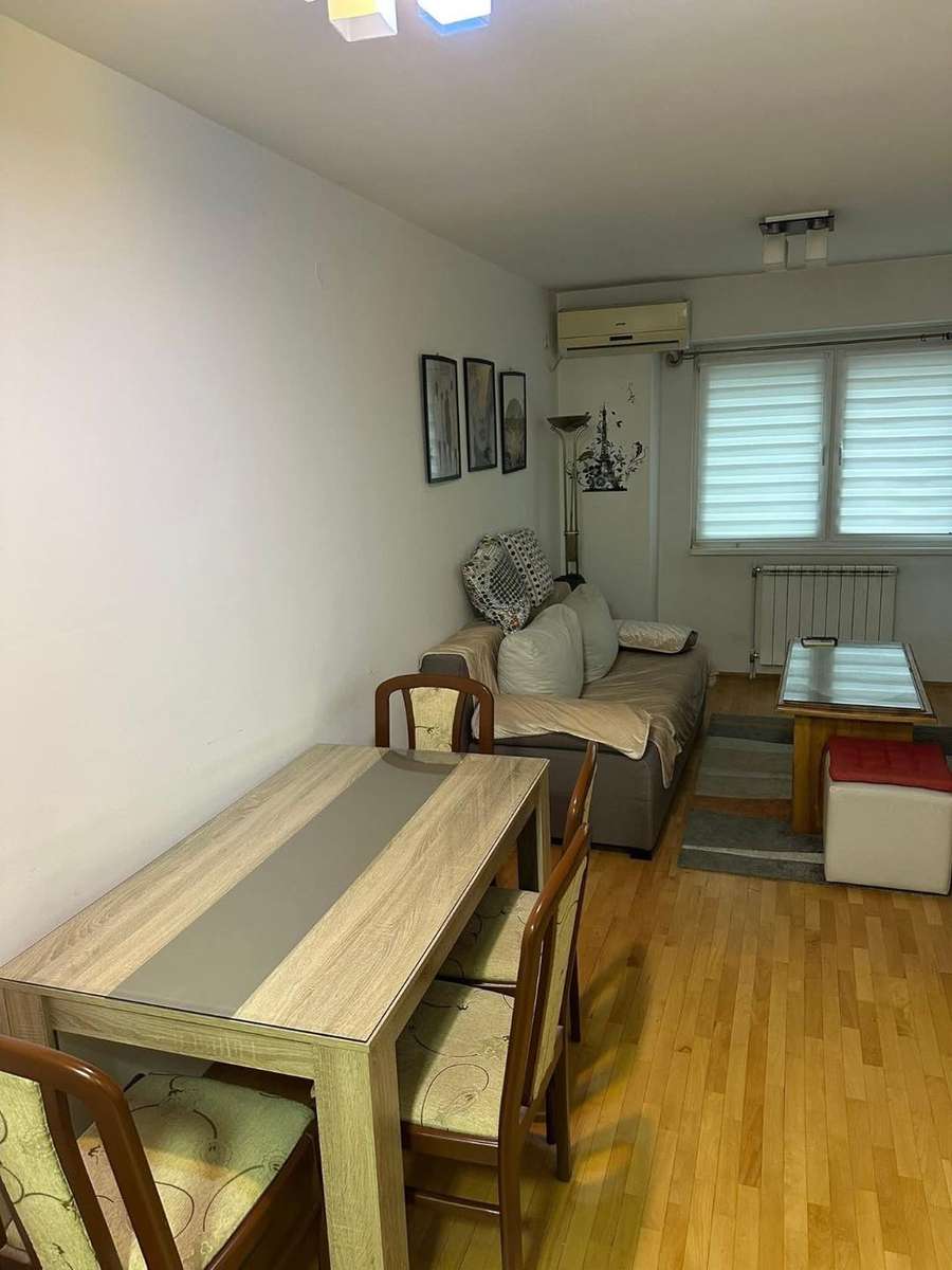 Комплетно наместен стан во Аеродром - 1