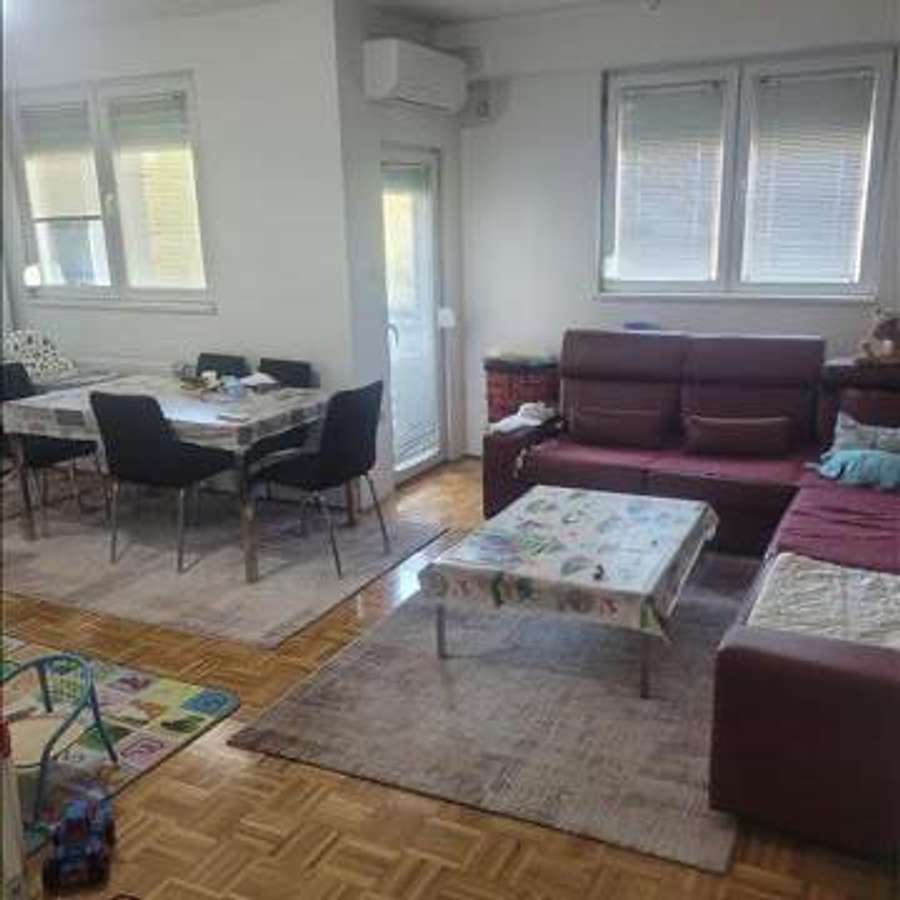 Комплетно наместен трособен стан во Кисела Вода - 1