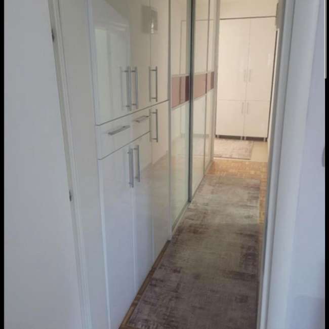 Комплетно наместен трособен стан во Кисела Вода - slika 2