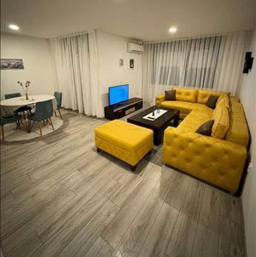 Комплетно наместен во Капиштец - 1