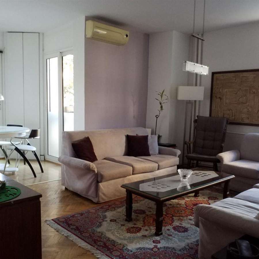 Стан во Градски Ѕид во Центар - 1