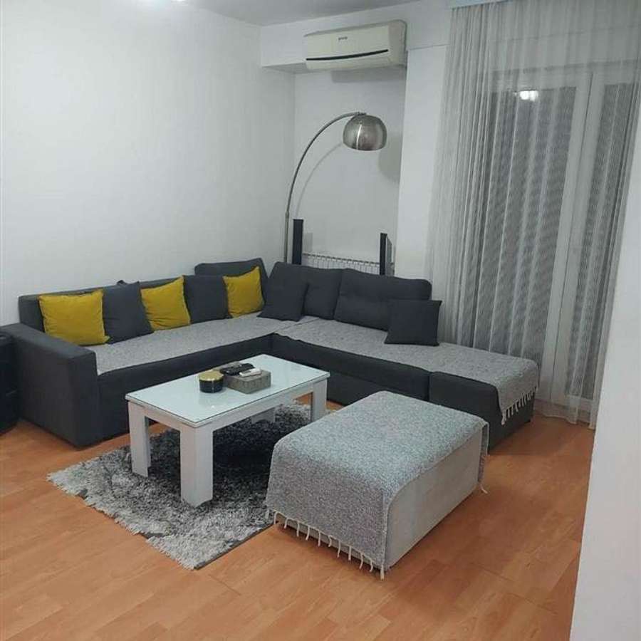 Комплетно наместен стан во Ново Лисиче - 1