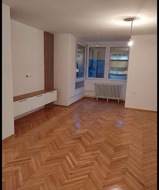 Полунаместен стан во Центар - Градски Sид - slika 2