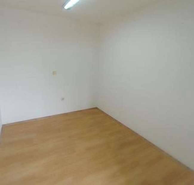 Канцеларија во Центар над "Броз Кафе" - 3