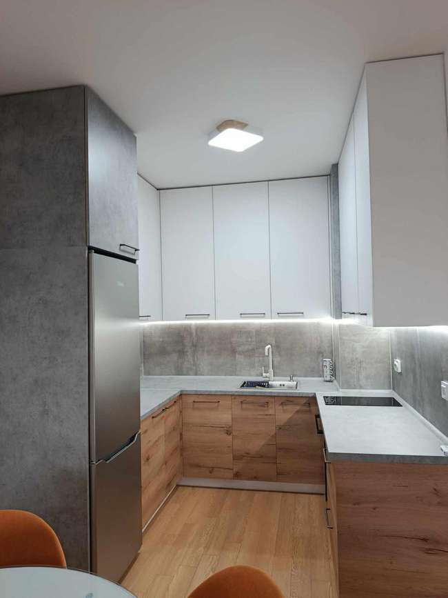 Нов невселуван и комплетно наместен стан во Автокоманда - 3