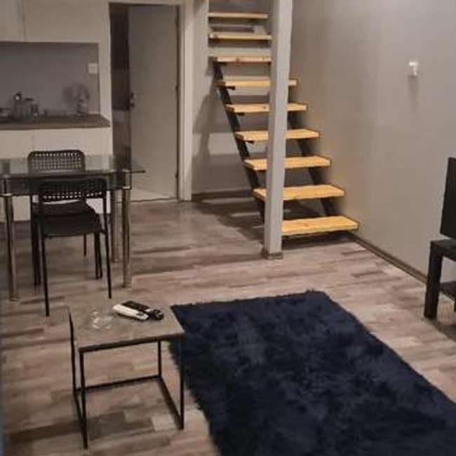 Гарсоњера со галерија во Центар - 3