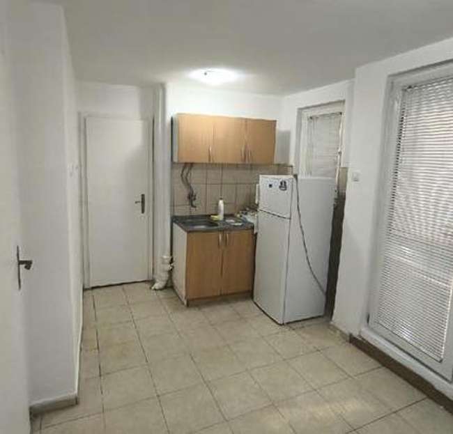 Стан во строг Центар спроти Diamond - 3