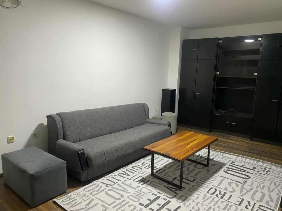 Стан во Аеродром - 1