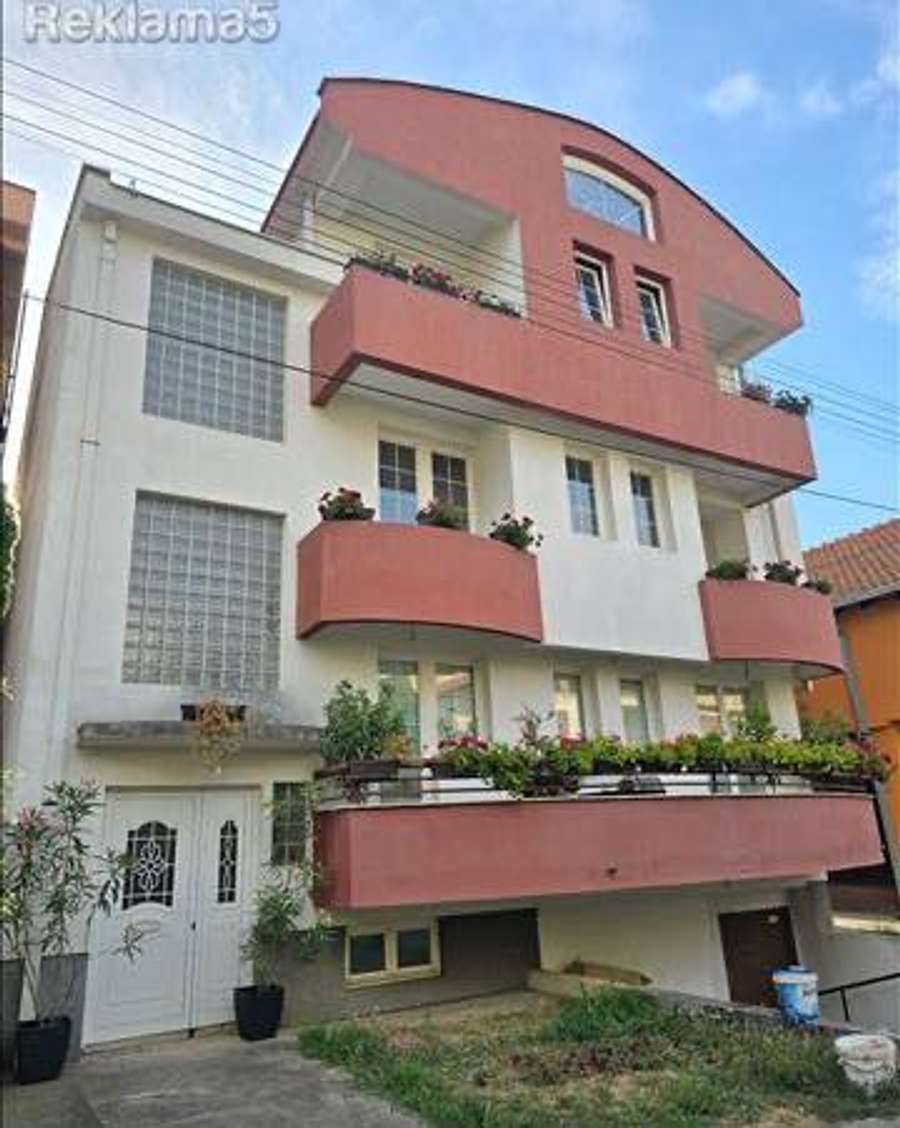 Спрат од куќа во Козле - 1