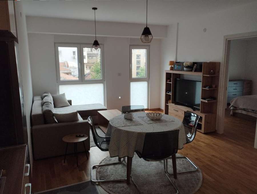 Стан кај Бугарска Амбасада, Центар - 1