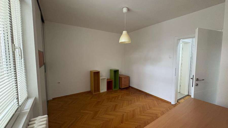 Стан во строг Центар - 1