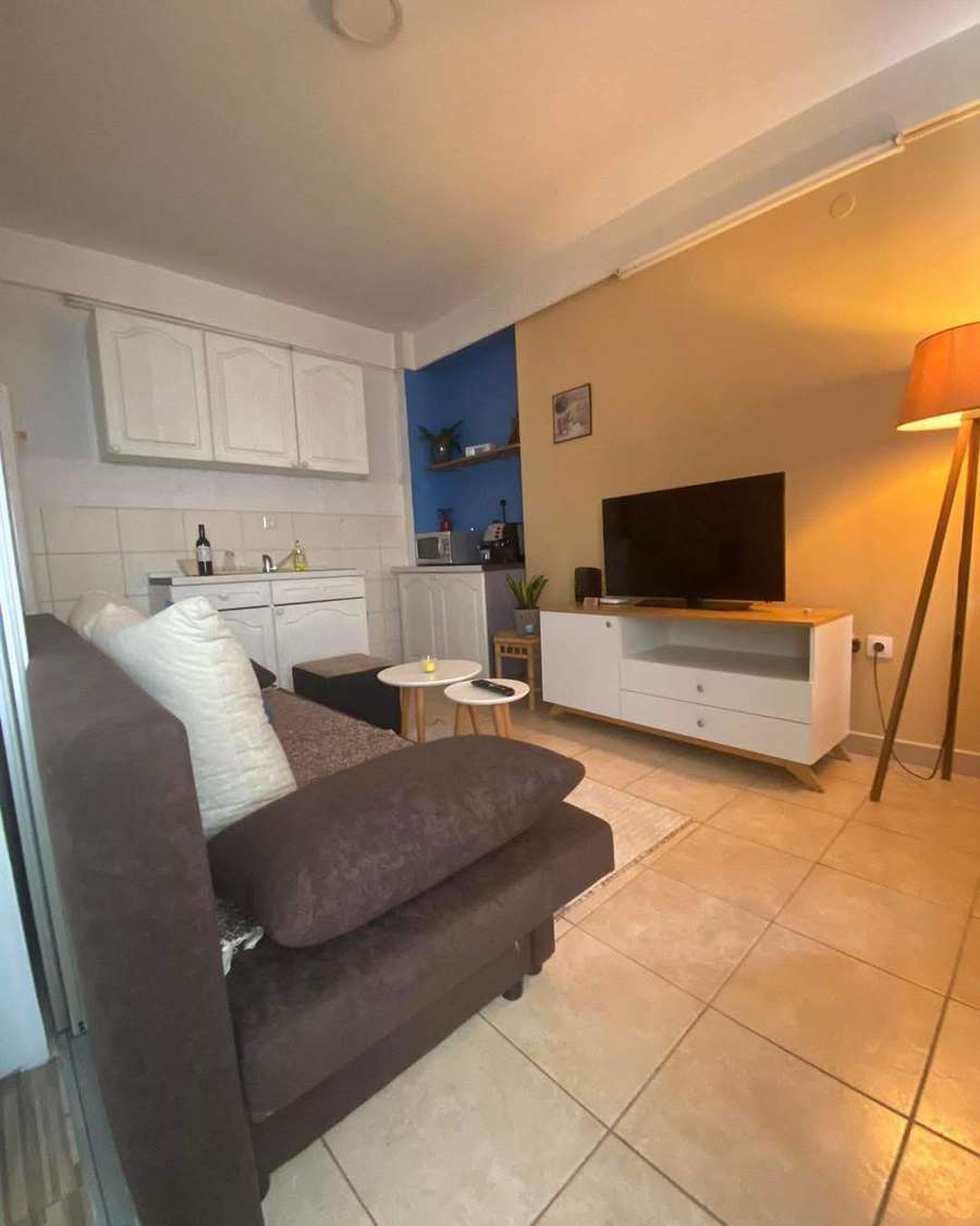 Стан до Универзална Сала - 1