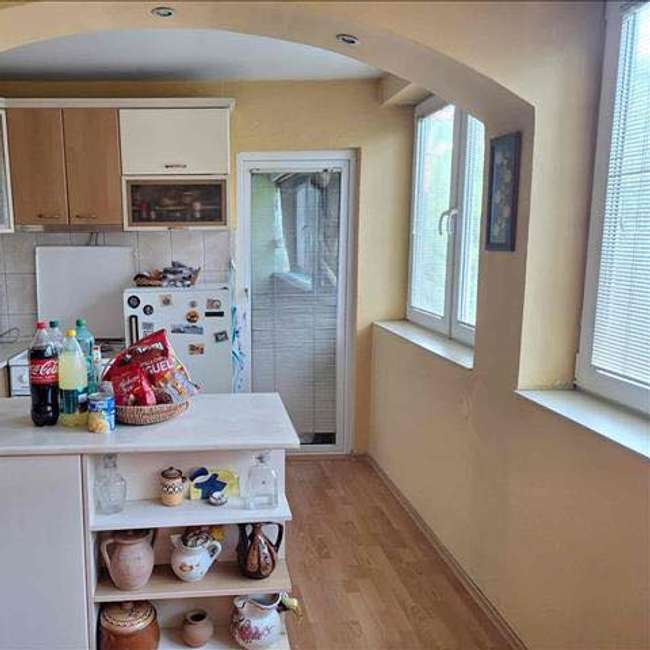 Веднаш вселив стан во Чаир - 3