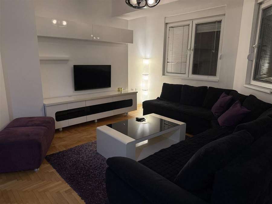 Комплетно наместен стан во Аеродром - 1