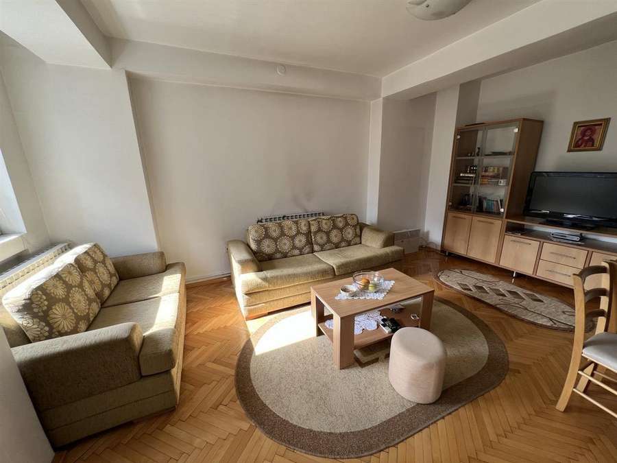 Целосно наместен двособен стан во Аеродром - 1