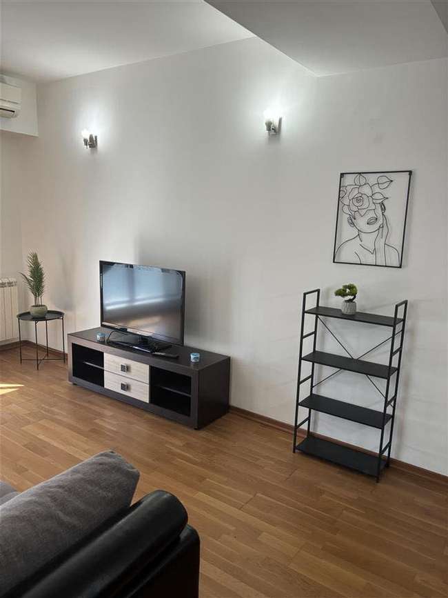 Стан во Центар со гаража - 3