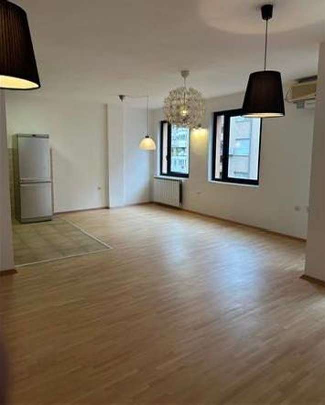 Стан во строг Центар - slika 2