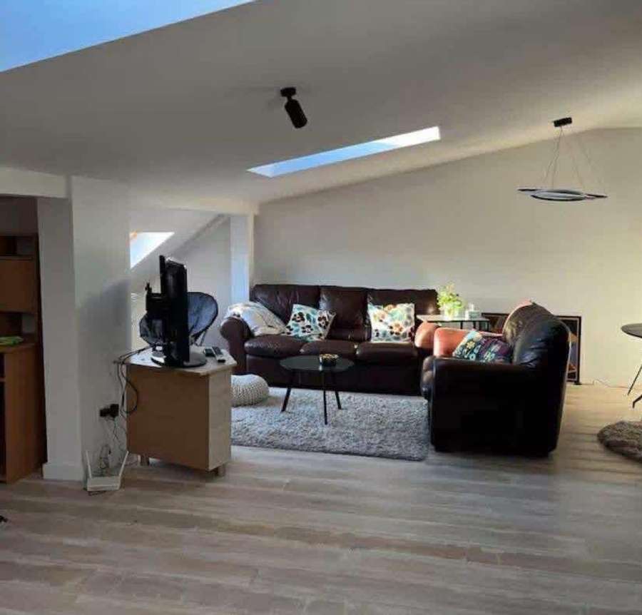 Гарсоњера во Центар кај Универзална Сала - 1