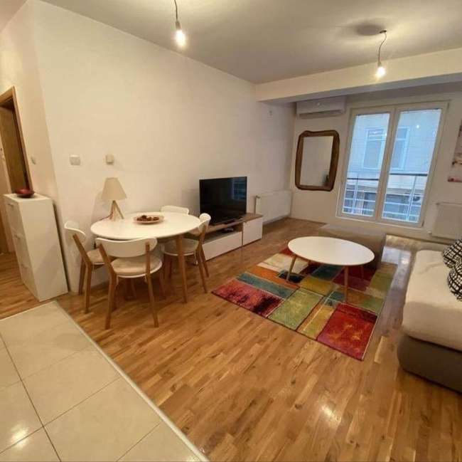 Стан во Дебар Маало - slika 2