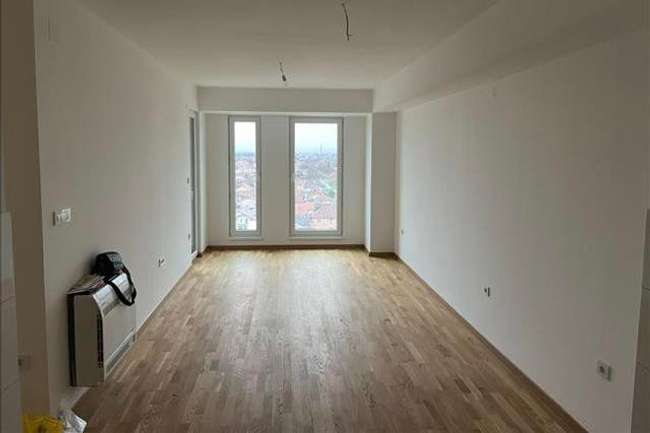 Стан на Булевар Србија - slika 2