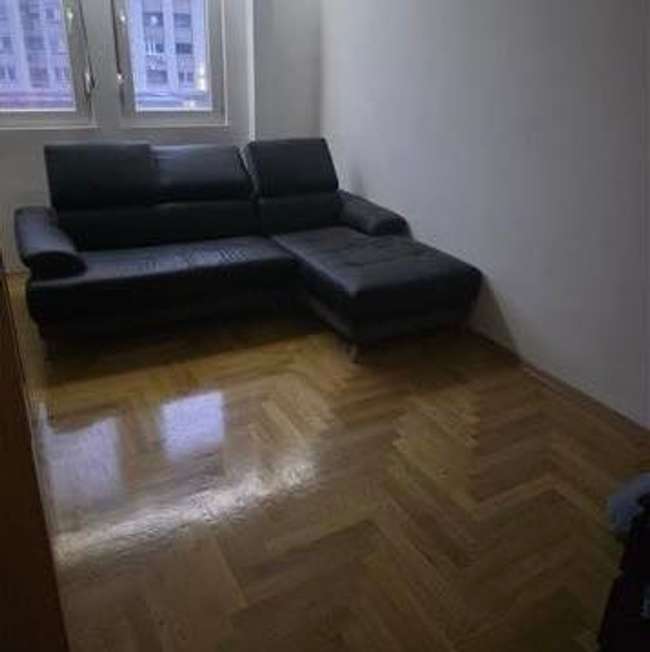 Трособен стан во Аеродром - slika 2