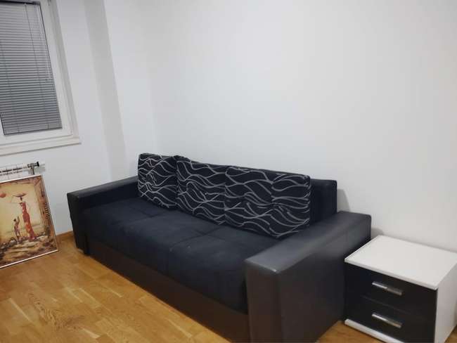 Наместена гарсоњера во Аеродром - slika 2