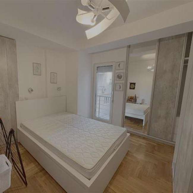 Стан позади Бугарска амбасада, Центар - 3