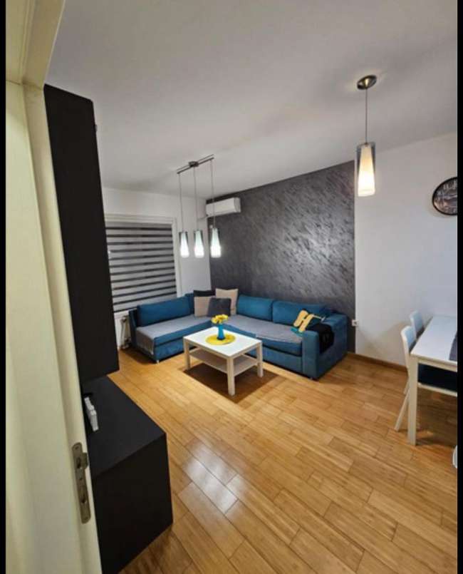 Наместен стан во Аеродром - slika 2