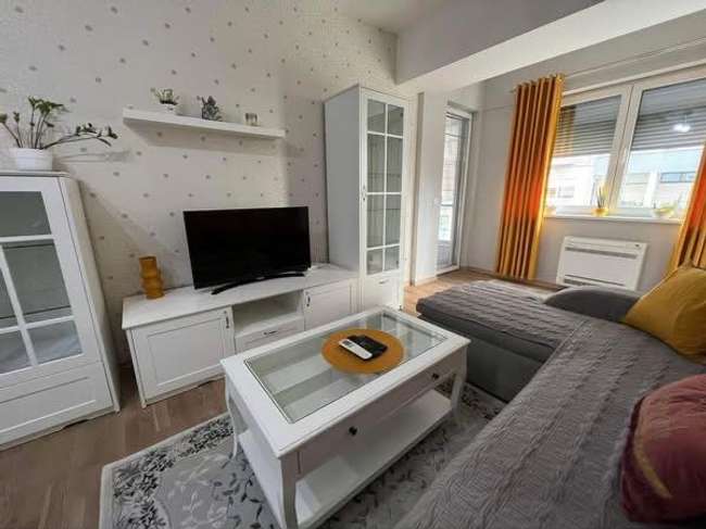 Совршено опремен, нов стан во Аеродром - 3