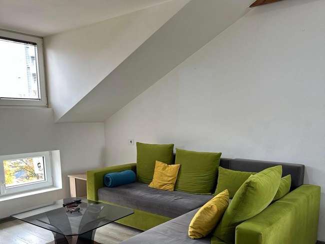 Трособен стан во Центар - slika 2