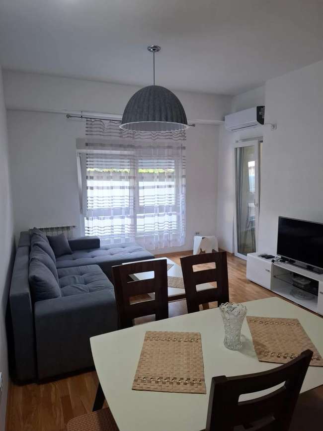 Нов комплетно наместен стан во Мичурин - slika 2