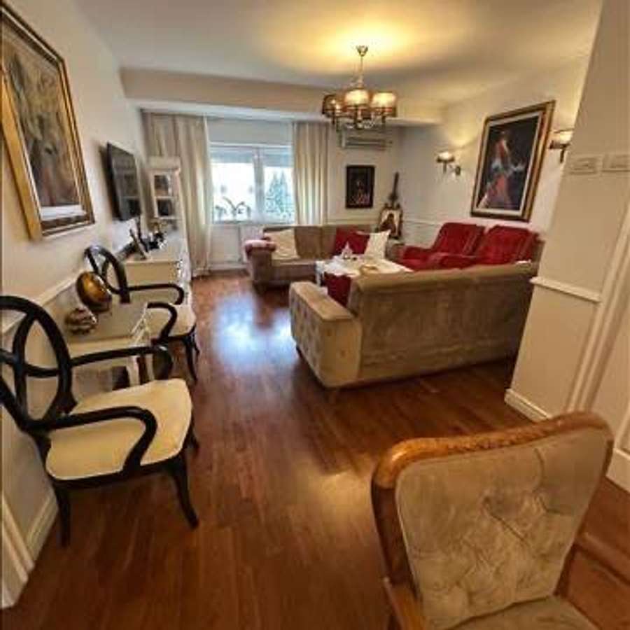 Луксузно реновиран стан во Аеродром - 1