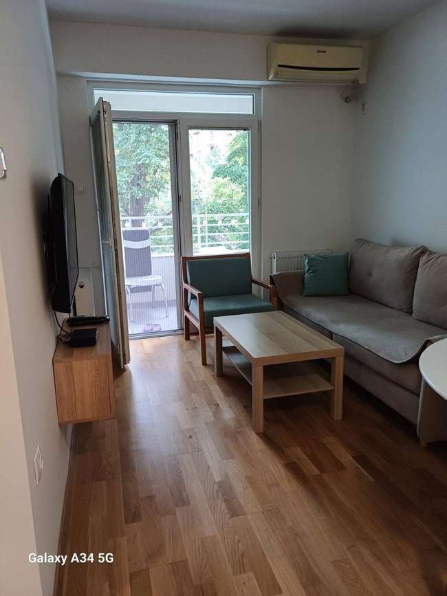 Наместен стан во близина на Поликлиника „Јане Сандански“ - slika 2