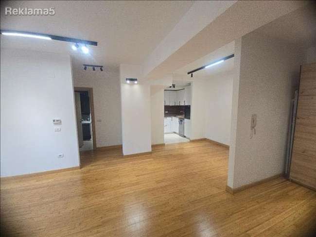 Нов модерен, полу наместен стан во Козле - 3