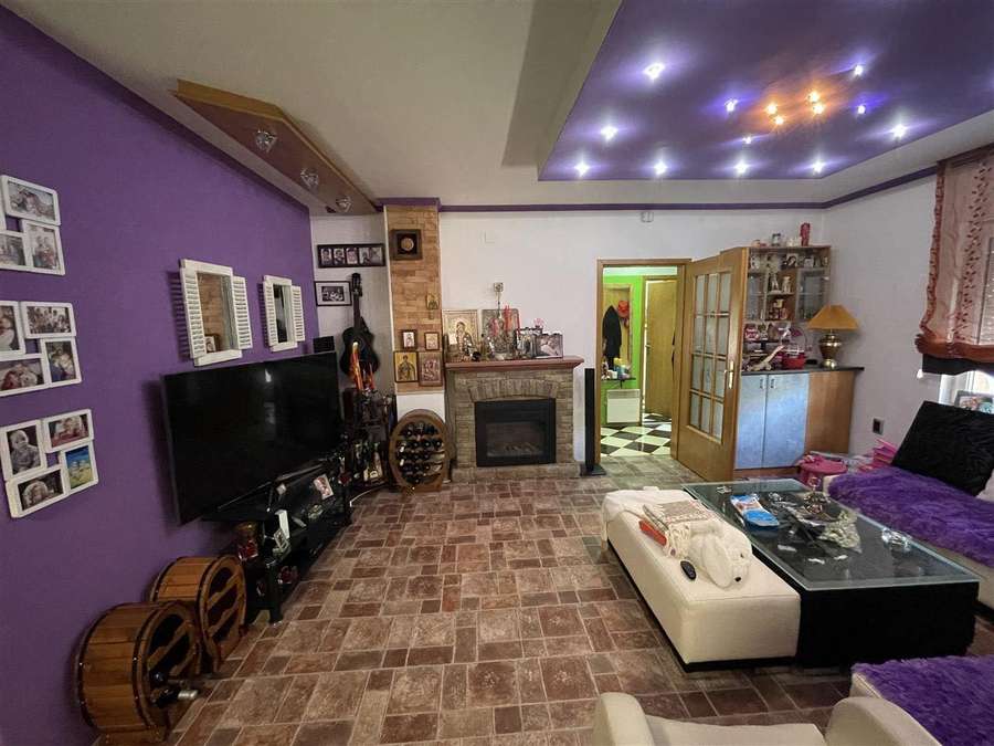 Куќа во Бутел 1 - 1