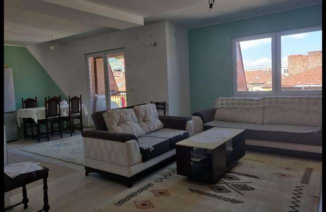 Трособен стан во Центар кај Католичка Црква - 3