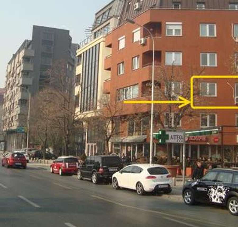 Канцеларија во Центар над "Броз Кафе" - 1