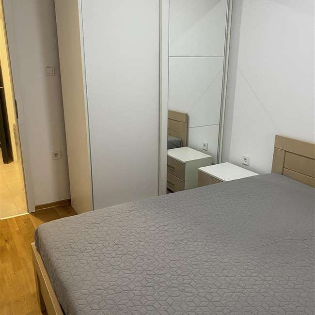 Еднособен наместен стан во Карпош - slika 2