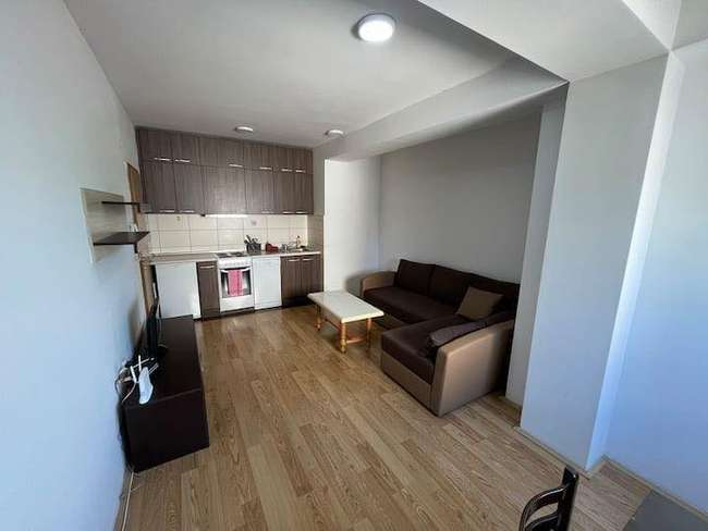 Наместен двособен стан во Чаир - slika 2