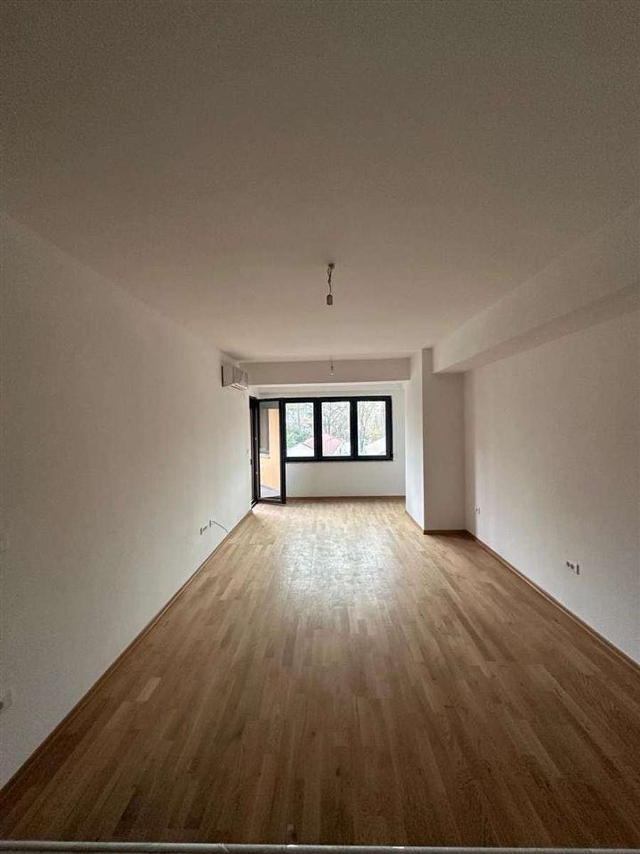 Нов стан во Чаир - 1