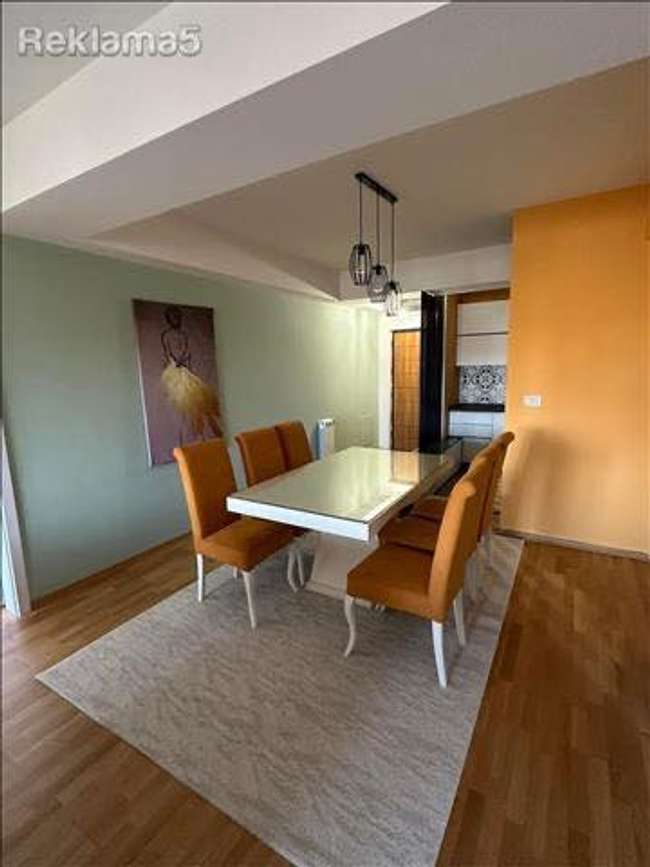 Нов комплетно опремен стан позади East Gate Mall - 3