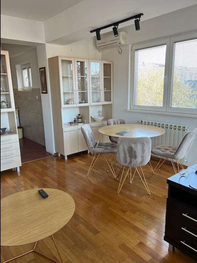 Стан во Центар - slika 2