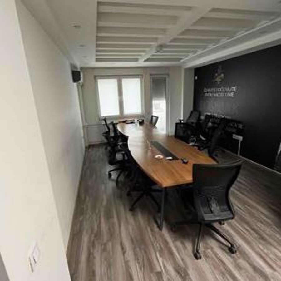 Деловен простор во Центар - 1