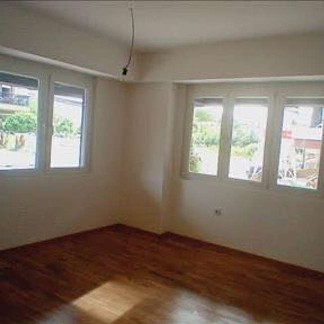 Деловен простор во Маџир Маало - slika 2